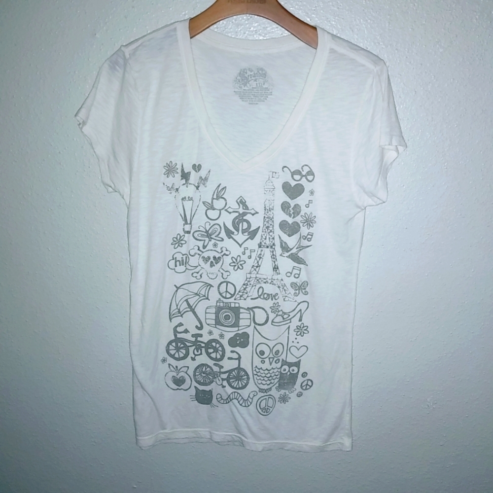 Stranded XXL Cute Graphic White V-Neck Short Sleeved Random Symbols Top